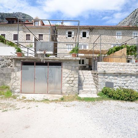 Appartamento Stone House Dragutinovic Cattaro Esterno foto