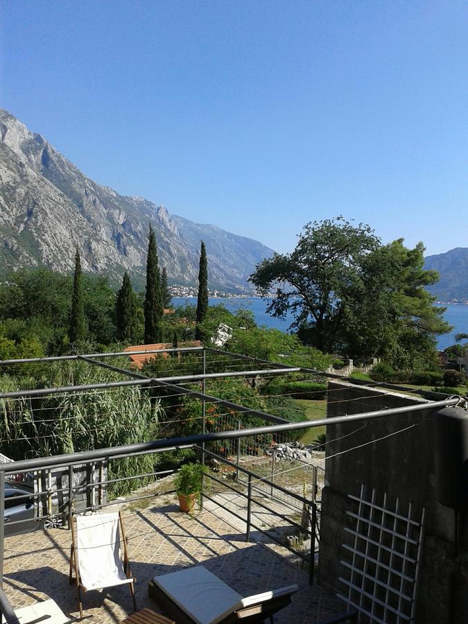 Appartamento Stone House Dragutinovic Cattaro Esterno foto
